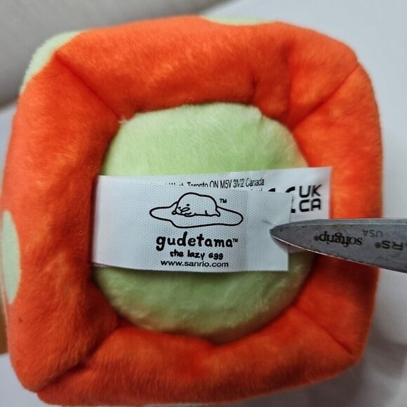 Gudetama the Lazy Egg Lot Plush Figure Sanrio Noodle Bowl and XS T Shirt Gray - Picture 9 of 11